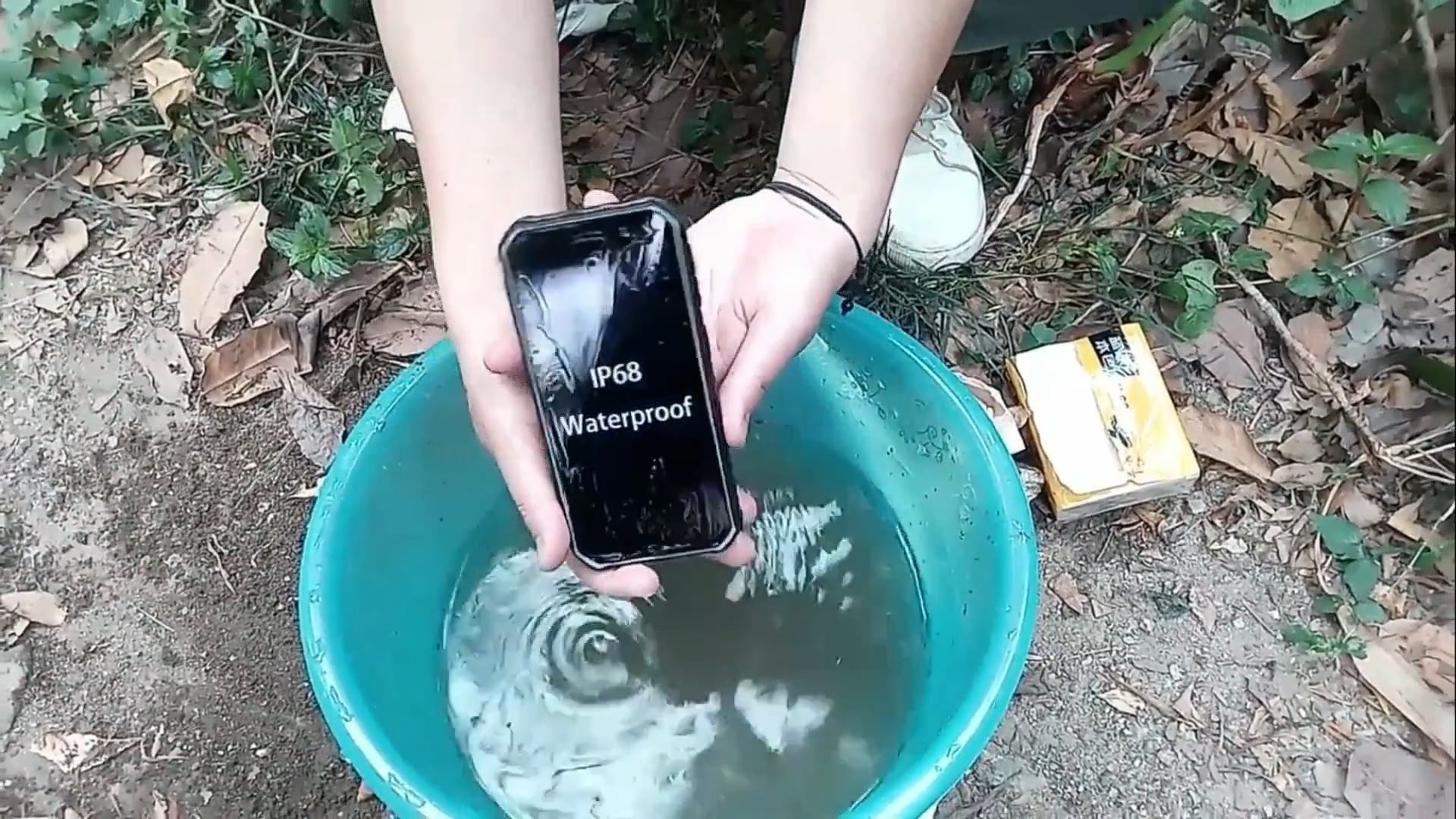 Vídeo Blowfish Phone 2